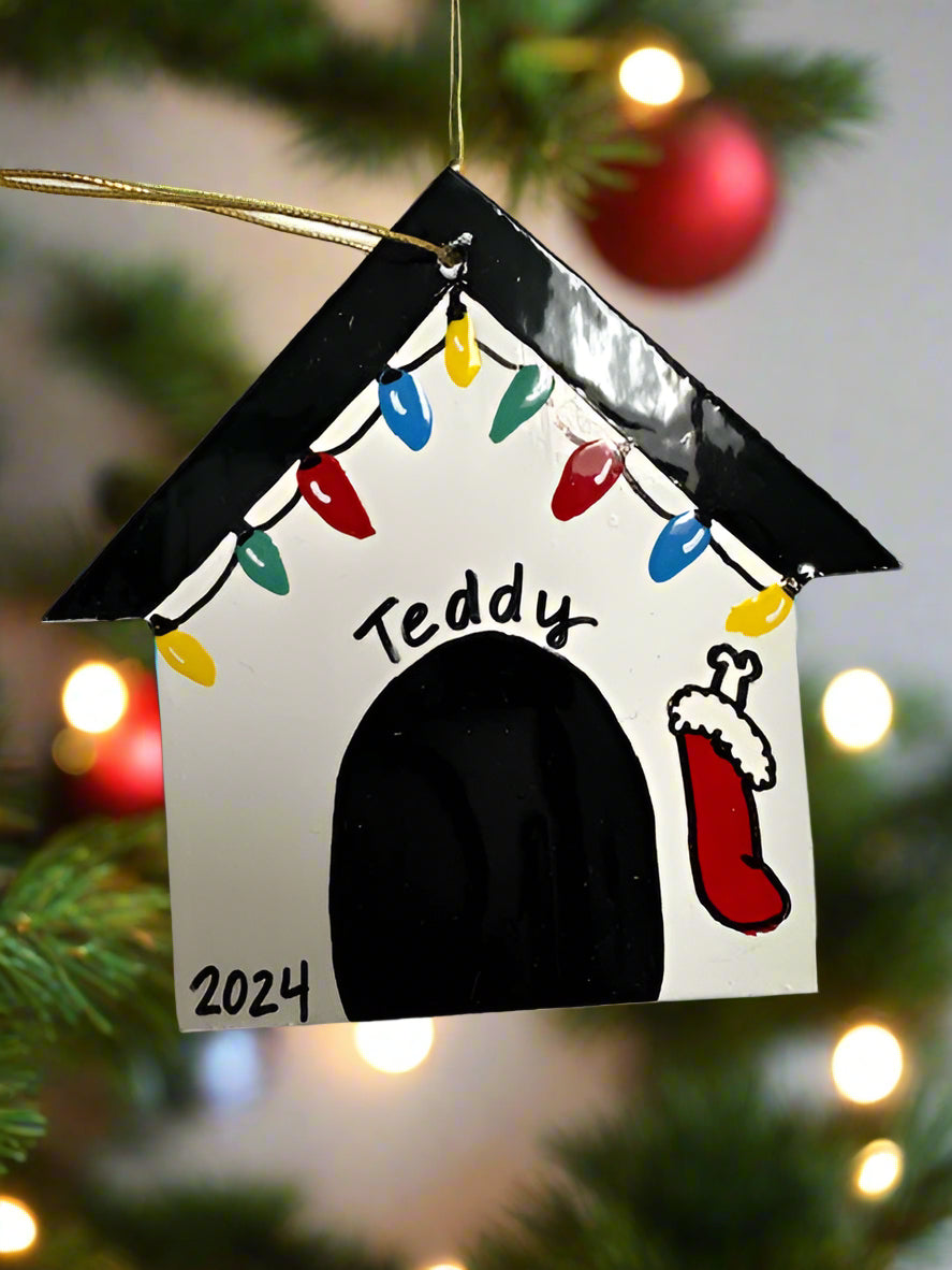 Doghouse with lights